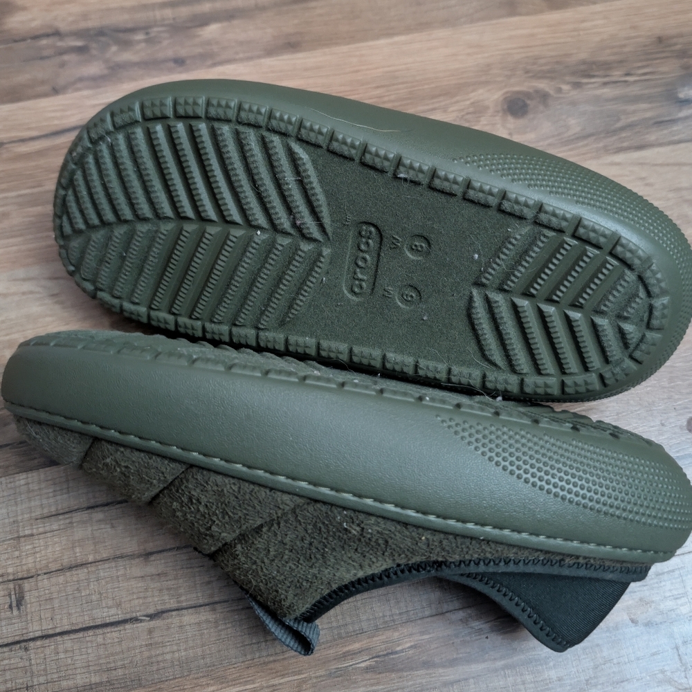 crocs vegan suede moc 8 - Picture 3 of 3